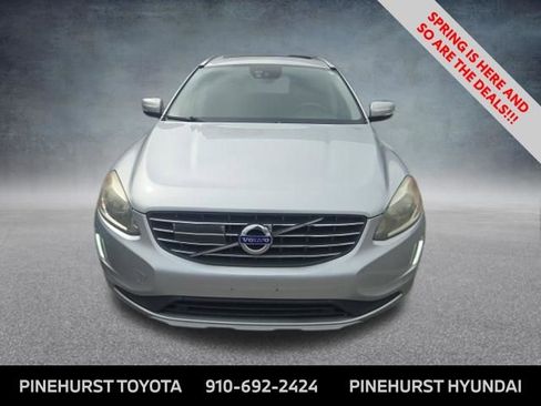 Used 2017 Volvo XC60 T5 Inscription w/ Advanced Package image 3