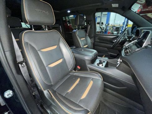 Used 2024 GMC Yukon XL AT4 w/ AT4 Premium Plus Package image 29