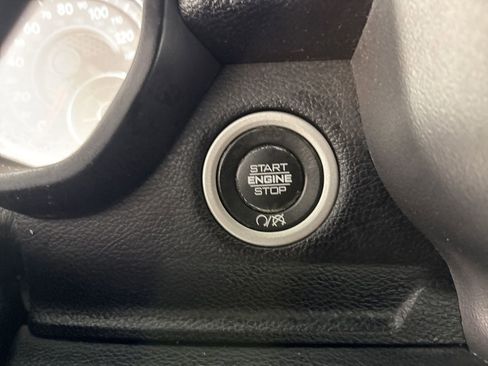 Used 2024 RAM 3500 Big Horn image 14