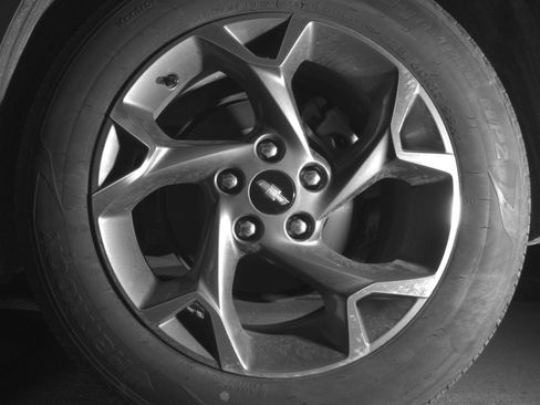 Used 2025 Chevrolet Trax LT FWD image 17