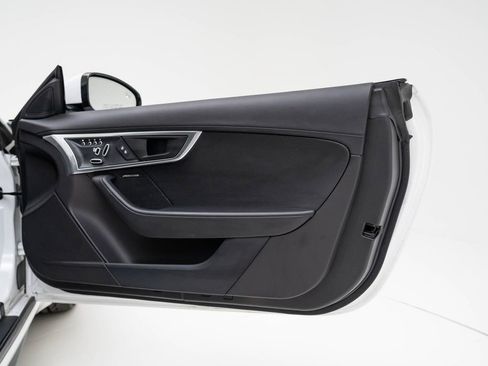 Used 2021 Jaguar F-TYPE R-Dynamic image 28