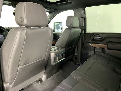 Used 2020 Chevrolet Silverado 3500 High Country AWD/4WD image 19