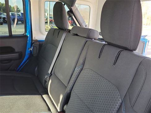 Used 2024 Jeep Wrangler Unlimited Rubicon 4xe w/ Convenience Group image 26