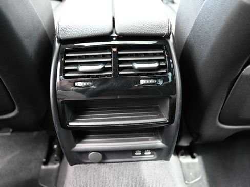 Used 2021 BMW M550i xDrive w/ Executive Package AWD/4WD image 43
