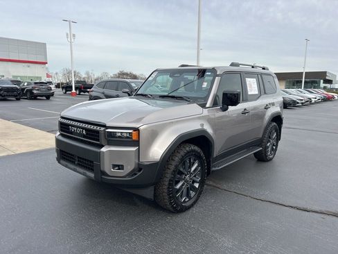 Used 2025 Toyota Land Cruiser image 1