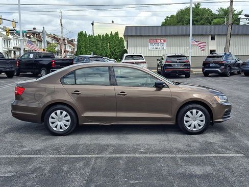 Used 2015 Volkswagen Jetta S FWD image 8