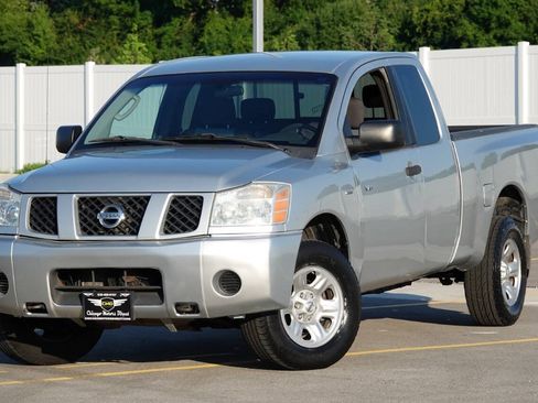 Used 2004 Nissan Titan XE w/ (PRF) Preferred Pkg AWD/4WD image 39
