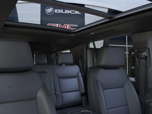 New 2026 GMC Yukon Denali w/ Advanced Technology Package AWD/4WD image 24