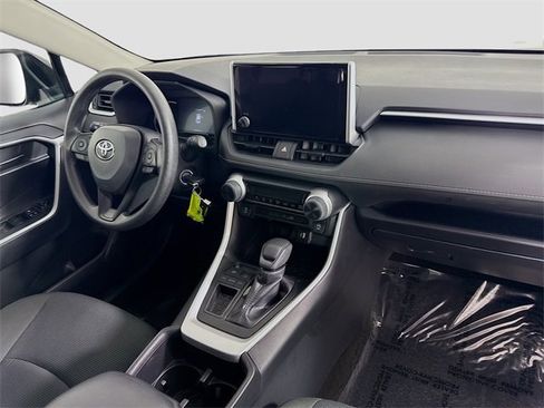 Certified 2025 Toyota RAV4 LE image 27