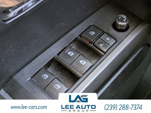 Used 2016 Toyota Tacoma TRD Off-Road w/ Towing Package image 18