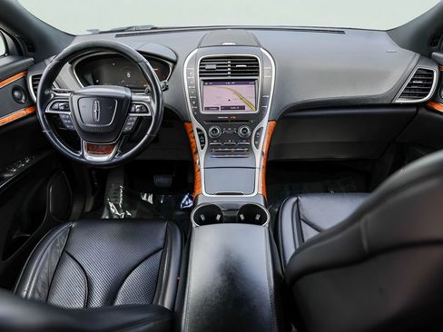 Used 2020 Lincoln Nautilus Reserve FWD image 26