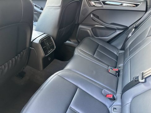 Certified 2026 Porsche Macan AWD/4WD image 14