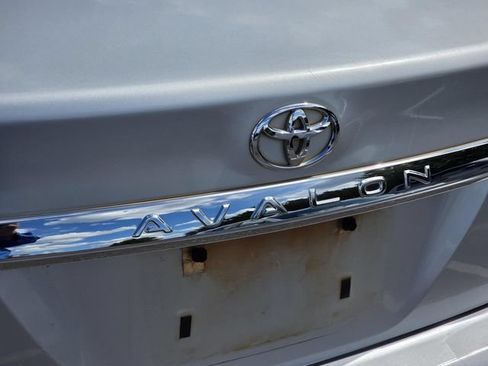 Used 2012 Toyota Avalon Limited FWD image 15
