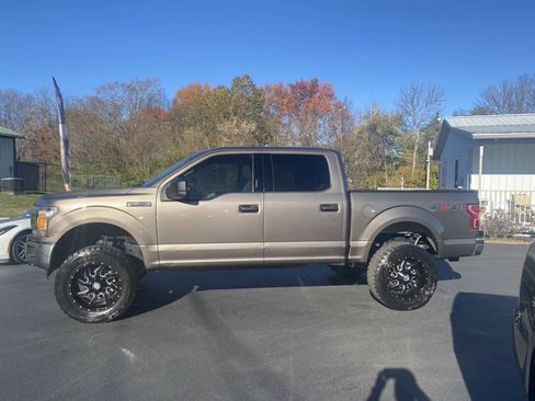 Used 2018 Ford F150 XLT image 8