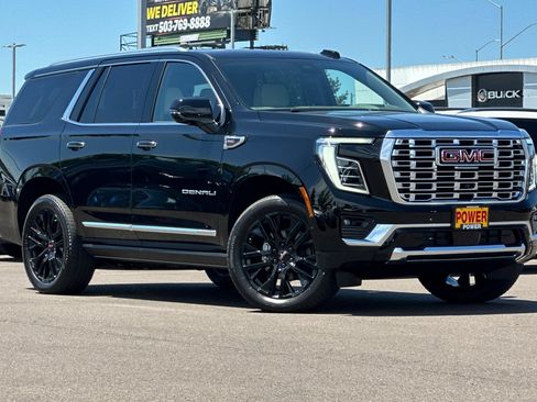 Used 2026 GMC Yukon Denali w/ Denali Reserve Package AWD/4WD image 2