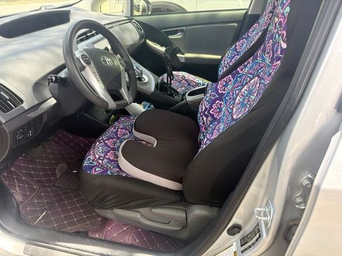 Used 2015 Toyota Prius Two FWD image 8