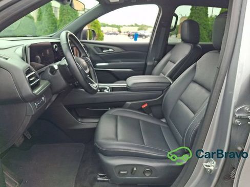 Certified 2025 Chevrolet Traverse LT AWD/4WD image 15