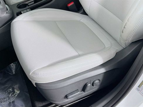 Used 2023 Hyundai Kona Limited image 20