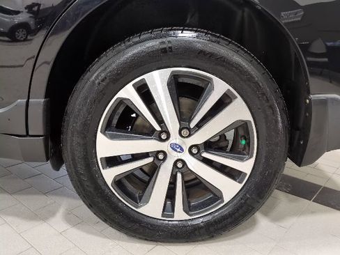Used 2019 Subaru Outback 3.6R Limited image 20