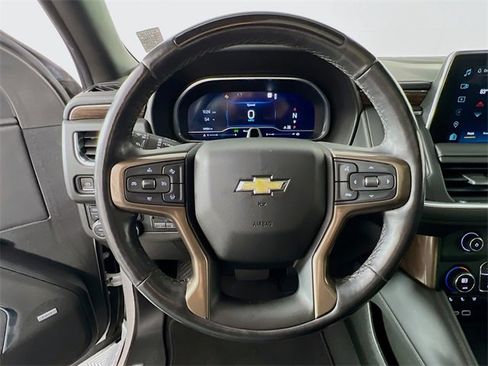 Used 2023 Chevrolet Suburban High Country w/ Advanced Technology Package image 12