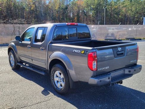 Used 2021 Nissan Frontier PRO-4X w/ Pro-4x Utility Package image 5