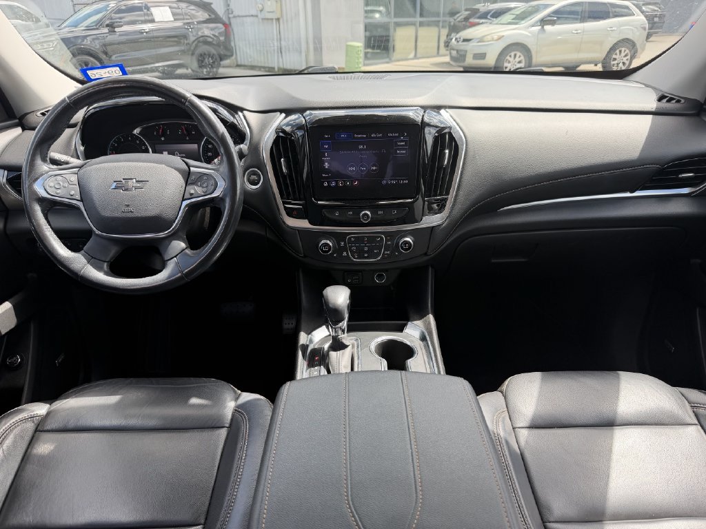 Used 2021 Chevrolet Traverse RS FWD image 26