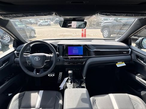 New 2026 Toyota Camry SE AWD/4WD image 2