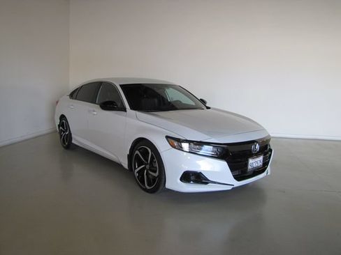 Certified 2022 Honda Accord Sport image 3