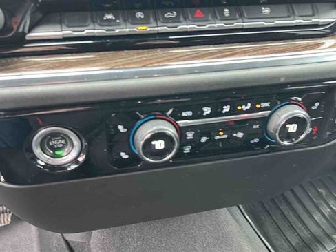 Used 2023 Chevrolet Silverado 1500 LT image 25