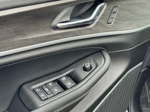 New 2026 Jeep Grand Cherokee Limited image 15