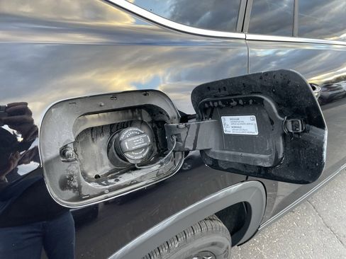 Used 2022 Volkswagen Atlas SE image 56