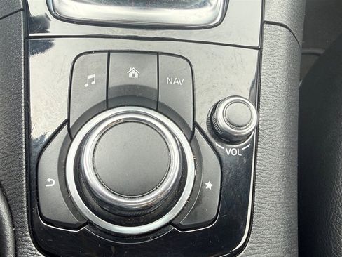 Used 2014 MAZDA MAZDA3 s Grand Touring FWD image 21