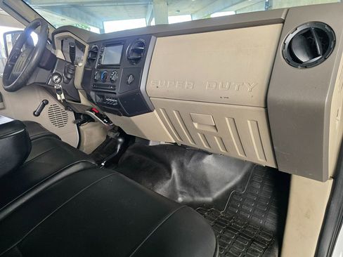 Used 2009 Ford F350 XL image 8