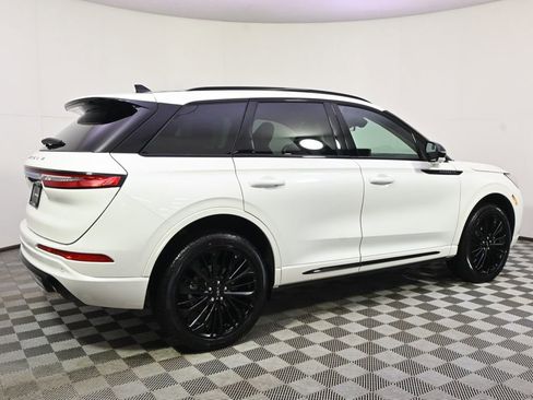 New 2026 Lincoln Corsair Reserve w/ Jet Appearance Package image 7