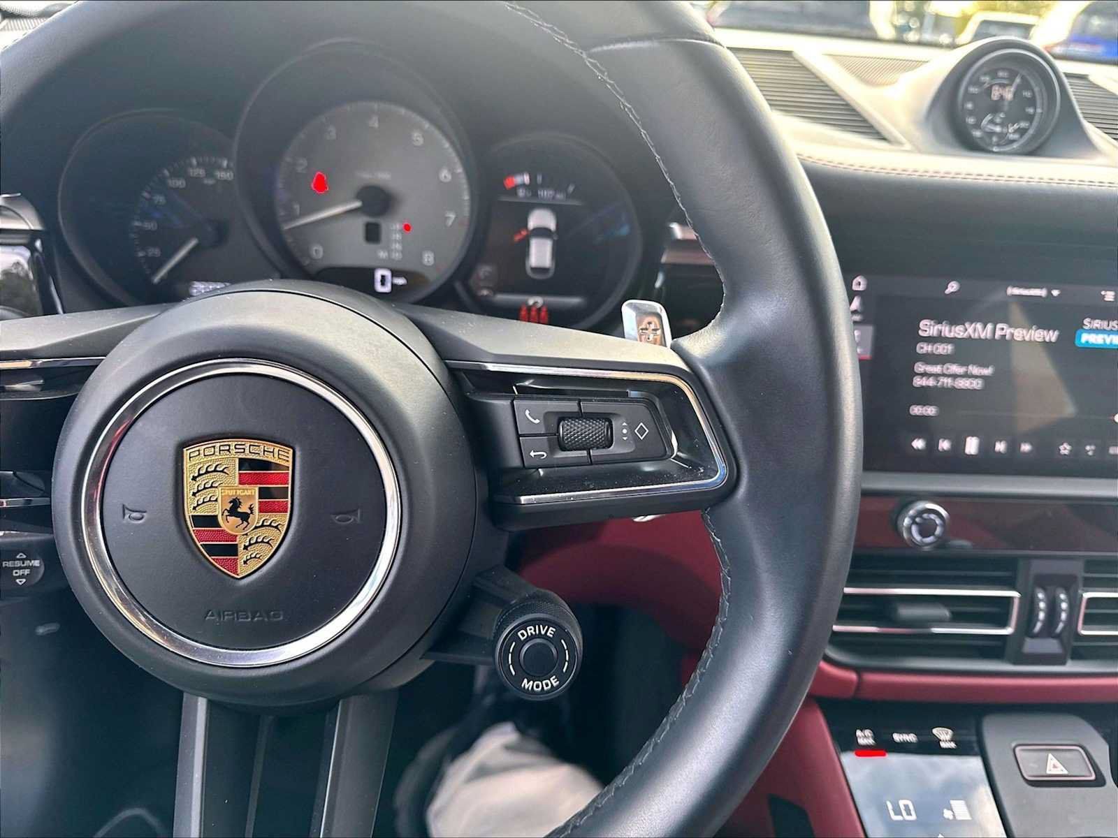 Used 2022 Porsche Macan S AWD/4WD image 20