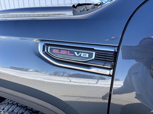 Used 2022 GMC Sierra 1500 AT4 image 13
