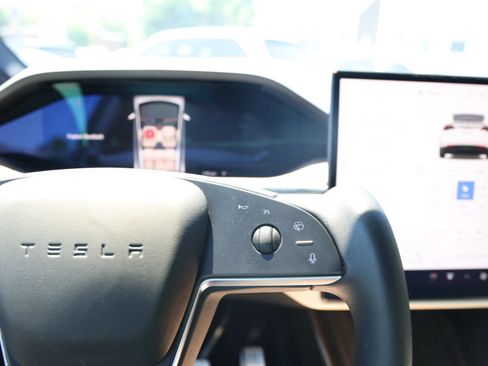 Used 2022 Tesla Model X AWD/4WD image 21