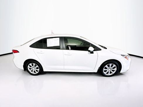 Certified 2025 Toyota Corolla LE FWD image 2