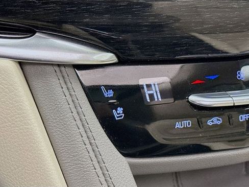 Used 2022 Cadillac XT6 Premium Luxury w/ Technology Package image 23