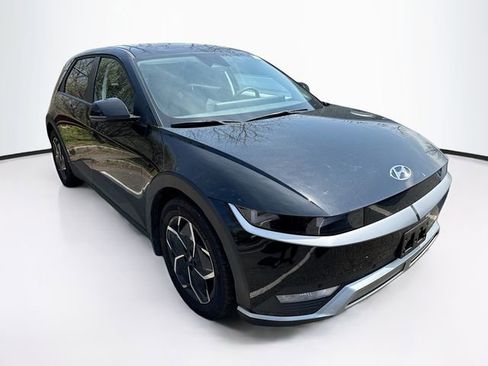 Certified 2024 Hyundai Ioniq 5 SEL RWD image 11