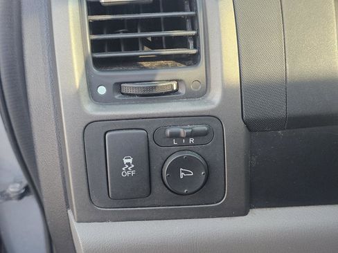 Used 2010 Honda CR-V EX-L image 18