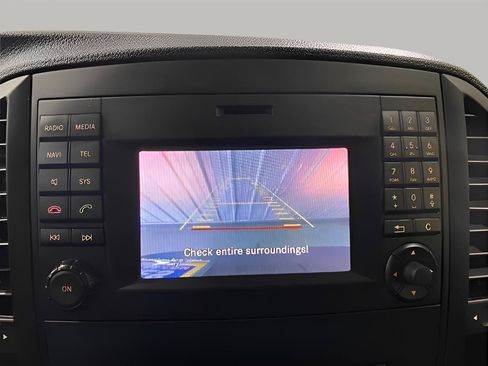 Used 2019 Mercedes-Benz Metris Passenger image 19