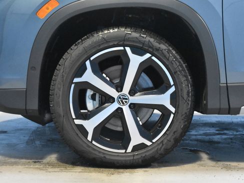 New 2026 Volkswagen Tiguan SE AWD/4WD image 20