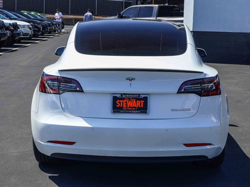Used 2022 Tesla Model 3 Performance image 20