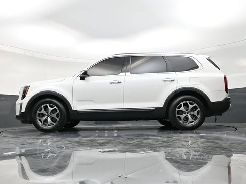 Used 2020 Kia Telluride EX image 21