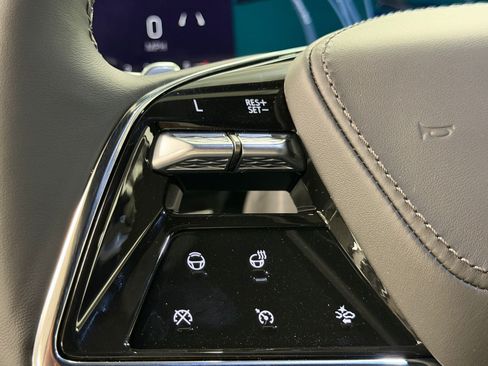 New 2026 Cadillac Escalade Platinum Sport AWD/4WD image 15