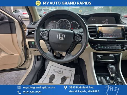 Used 2017 Honda Accord EX-L image 14