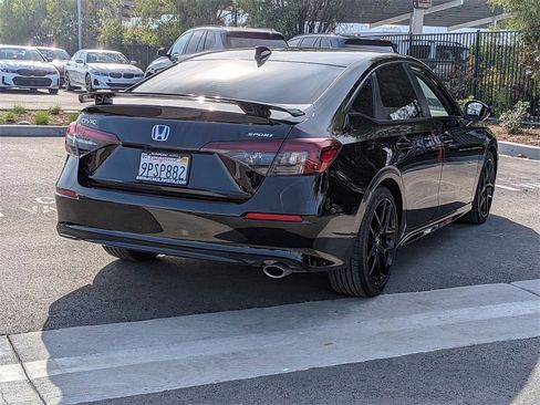 Used 2025 Honda Civic Sport image 7