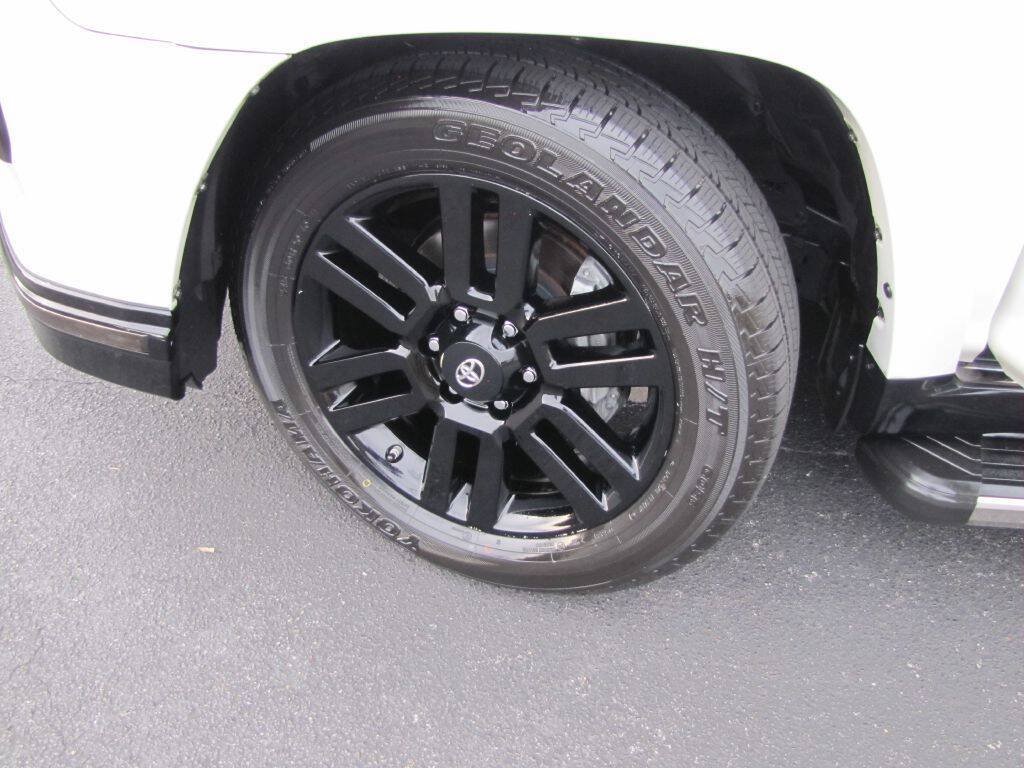 Used 2019 Toyota 4Runner Limited RWD image 34
