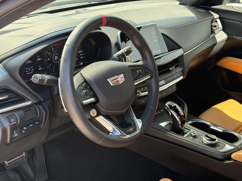Certified 2025 Cadillac CT4 V Blackwing w/ Carbon Fiber 1 Package RWD image 13